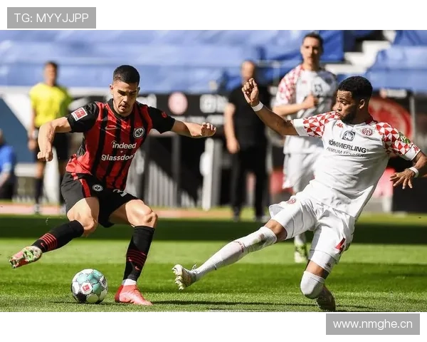 德甲“零五军团”新赛季表现稳健，展现强大竞争力与辉煌前景