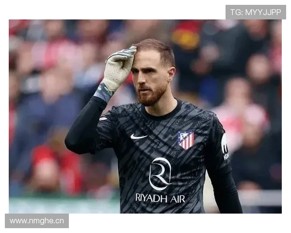 奥布拉克与吉马良斯搭档后防线表现稳健