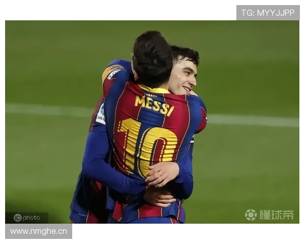 佩德里：拉斯帕尔马斯出道的天才中场起点