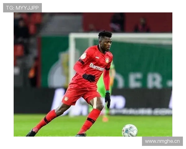 塔普索巴德甲最佳后卫评选领跑解析 塔普索巴德甲最佳后卫评选领跑解析