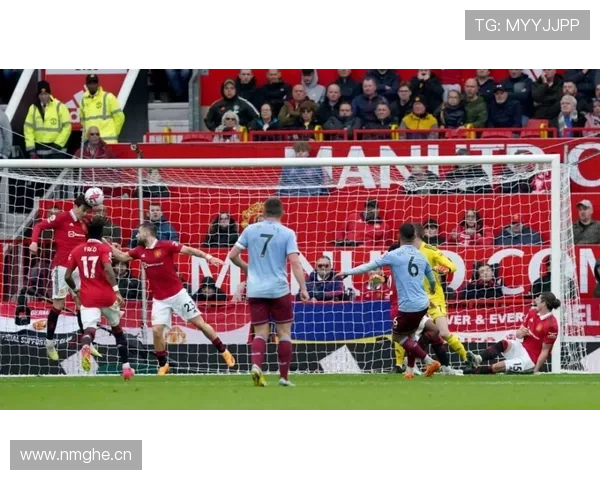 曼联重返欧冠难度加大,竞争格局趋紧影响赛季走势 曼联重返欧冠难度加大,竞争格局趋紧影响赛季走势